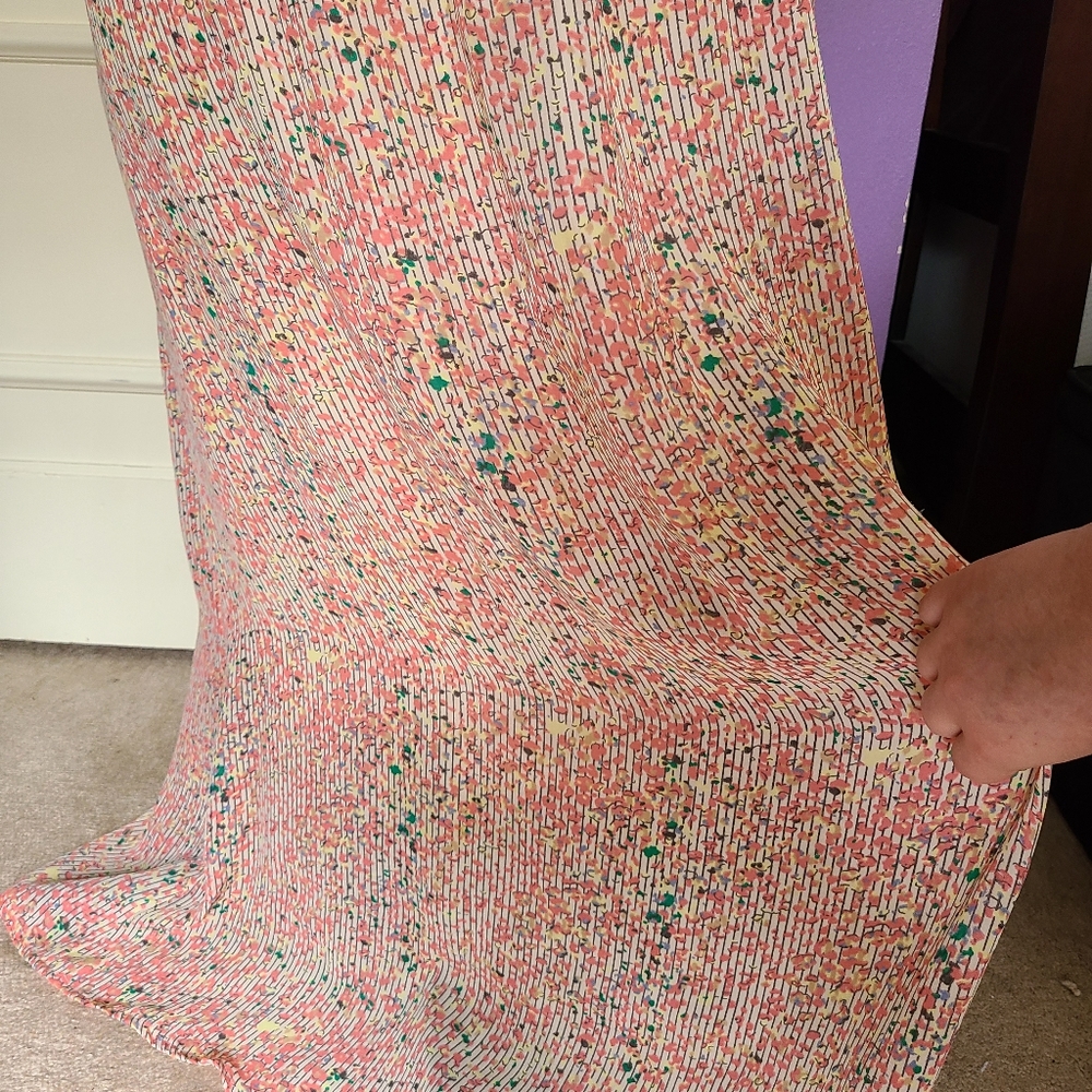 Patterned Maxi Skirt - Picture 6 of 6